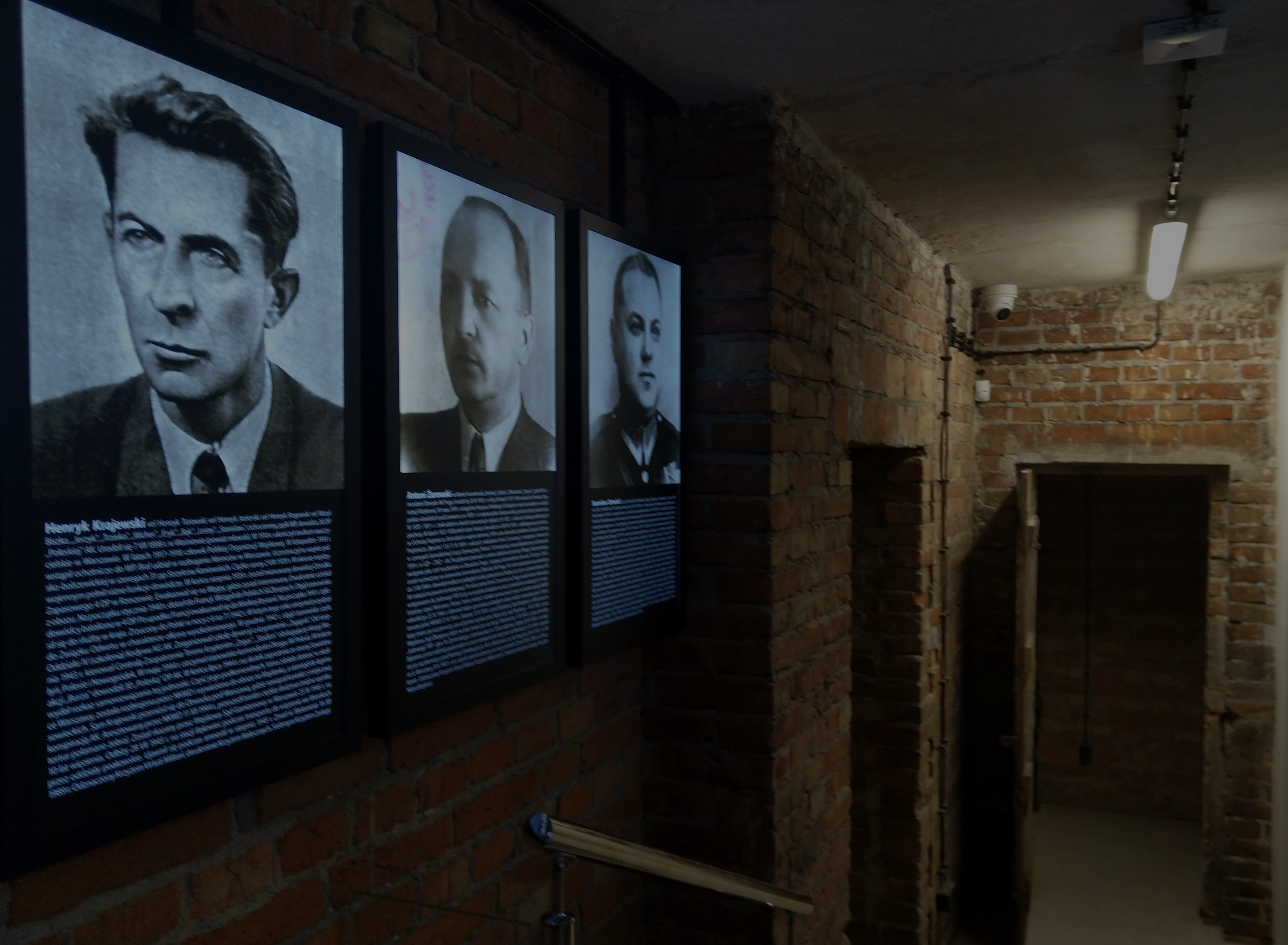 Poznaj historię represji